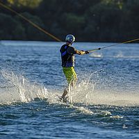 2016-08-23 19-30-53