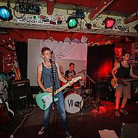 2013-07-25 21-17-23