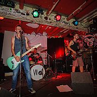 2013-07-25 21-17-40