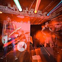 2013-07-25 21-18-00