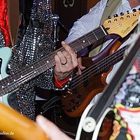 2014-03-01 17-11-19