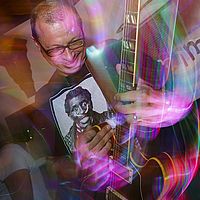 2014-11-08 21-17-52