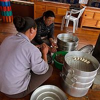2013-05-08 14-03-34