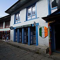 2013-04-28 08-04-23