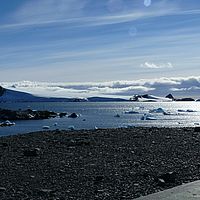 2009-03-01 12-01-35