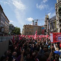 2014-05-18 15-23-22