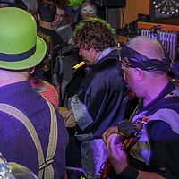 2016-02-06 22-26-21