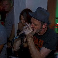 2017-10-28 22-41-48