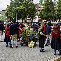 2015-06-20 14-36-23
