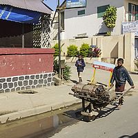 2015-04-10 09-47-42-2