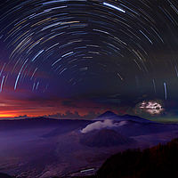 2018-11-05 03-15-60 211056001543 startrails